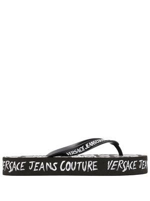 Versace Jeans Couture logo-print flip flops - Black