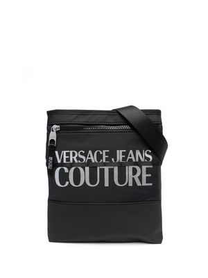 Versace Jeans Couture logo-print zipped messenger bag - Black