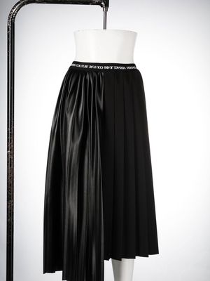 Versace Jeans Couture pleated asymmetric skirt - Black