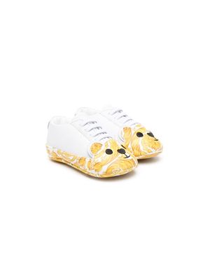 Versace Kids Barocco-print leather pre-walkers - White