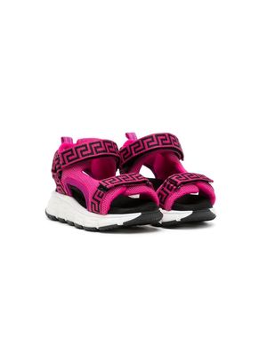 Versace Kids La Greca-print touch-strap sandals - Pink