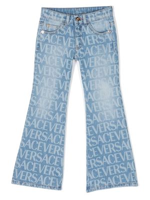 Versace Kids logo-print flared jeans - Blue