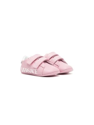 Versace Kids logo-print touch-strap sneakers - Pink