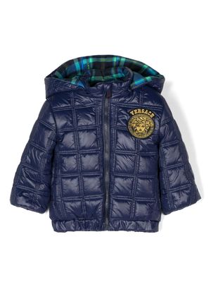 Versace Kids Medusa Head-patch quilted jacket - Blue