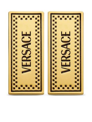 Versace logo-engraved plaque drop earrings - Gold