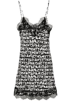 VETEMENTS lace-detail logo-print dress - Black