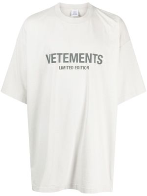 VETEMENTS Limited Edition cotton T-shirt - Grey