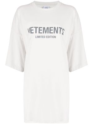 VETEMENTS Limited Edition logo-print cotton T-shirt - Grey
