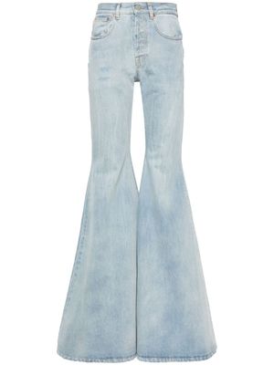 VETEMENTS logo-embroidered cotton flared jeans - Blue