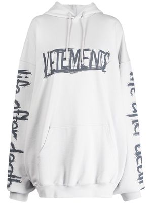 VETEMENTS logo-print cotton hoodie - Grey