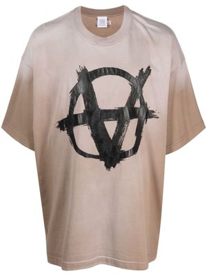 VETEMENTS Reverse Anarchy cotton T-shirt - Brown