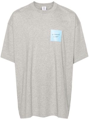 VETEMENTS Sticker Logo cotton T-shirt - Grey
