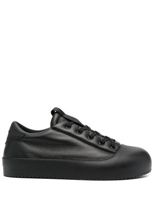 Vic Matie leather low-top sneakers - Black
