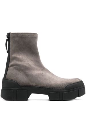 Vic Matie zippered suede ankle boots - Grey
