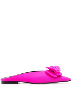Victoria Beckham flower-appliqué flat mules - Pink