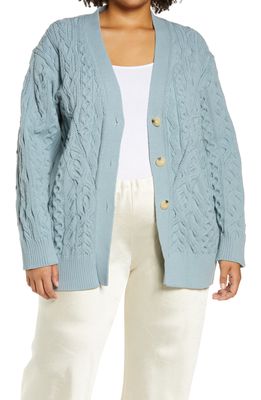 Vince Aran Relaxed Cable Knit Cardigan in Light Sea Stone