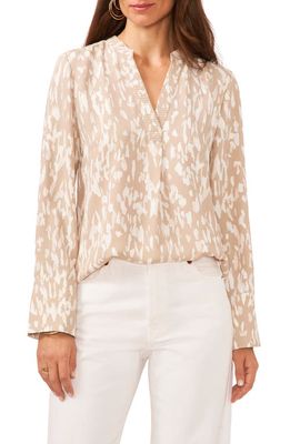 Vince Camuto Print V-Neck Top in Soft Cream