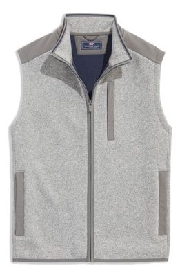 vineyard vines Mountain Sweater Fleece Vest in Grey Heather