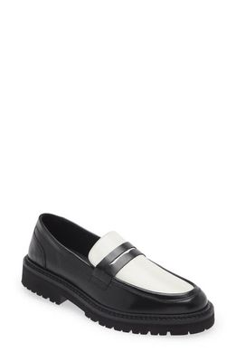 VINNYS Richee Penny Loafer in Black/White