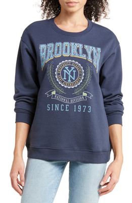 Vinyl Icons Brooklyn Graphic Sweatshirt in Navy