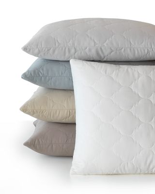 Violetta Standard Pillow