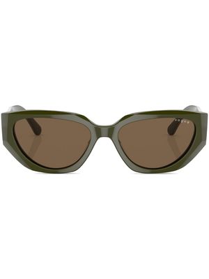Vogue Eyewear cat-eye brown tinted sunglasses - Green