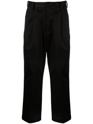 WACKO MARIA cropped pleated chino trousers - Black