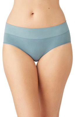 Wacoal Feeling Flexible Hipster Briefs in Stormy Sea