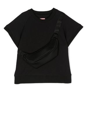 WAUW CAPOW by BANGBANG Ray bag-attached T-shirt - Black