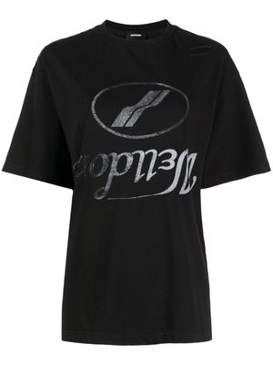 We11done logo-print ripped-detail T-shirt - Black
