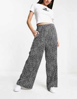 Wednesday's Girl relaxed wide leg pants in smudge spot-Black