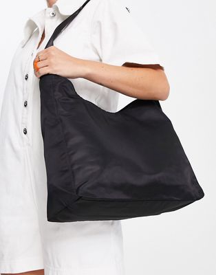 Weekday carry bag in black