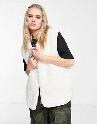 Weekday Peggy fleece vest in off white
