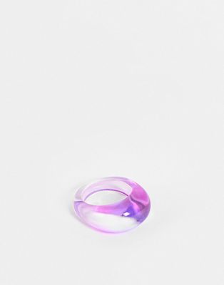 Weekday plastic ring in purple