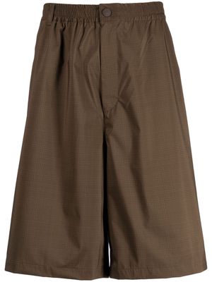 White Mountaineering straight-leg elasticated shorts - Brown