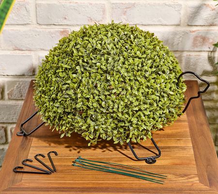 Wicker Park Animal Shaped Garden Sphere Holder