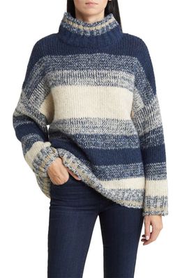 Wit & Wisdom Ombré Stripe Turtleneck Sweater in Navy Multi