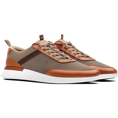 Wolf & Shepherd Crossover™ Victory Sneaker in Khaki /Honey 