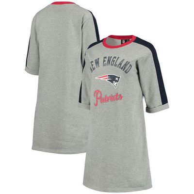 Women's G-III 4Her by Carl Banks Heathered Gray New England Patriots Turnover Tee Dress in Heather Gray