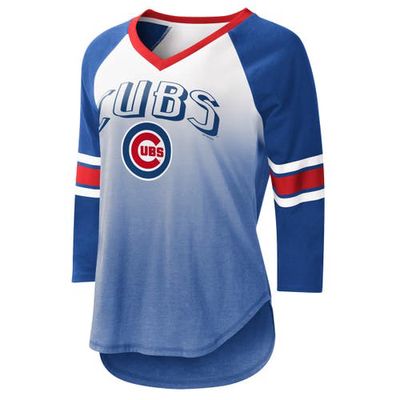 Women's G-III 4Her by Carl Banks White/Royal Chicago Cubs Lead-Off Raglan 3/4-Sleeve V-Neck T-Shirt