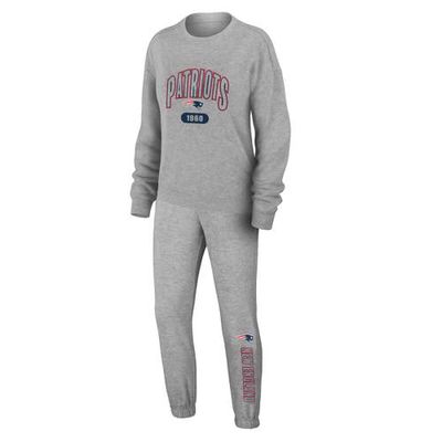 Women's WEAR by Erin Andrews Heather Gray New England Patriots Plus Size Knitted Tri-Blend Long Sleeve T-Shirt & Pants Lounge Set