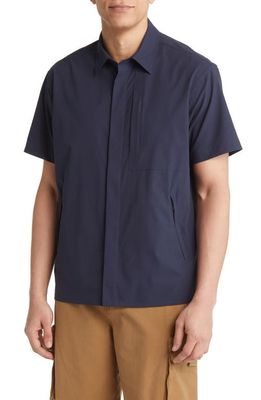 Woolrich Anytime Short Sleeve Zip Pocket Button-Up Shirt in Navy
