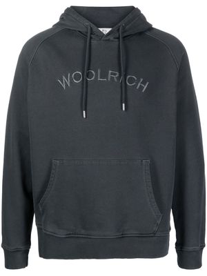 Woolrich embroidered-logo cotton hoodie - Black