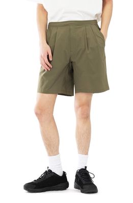Woolrich High Aeration Shorts in Olive