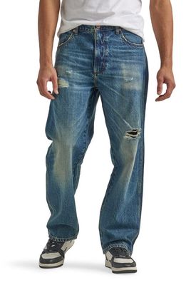 Wrangler Distressed Loose Fit Jeans in Odessa
