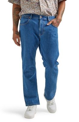 Wrangler Loose Fit Jeans in Cowboy Mid Wash