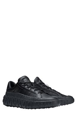 Y-3 GR.1P Sneaker in Black/Black/Off White