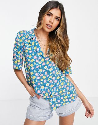 Y.A.S Alina printed camp collar shirt in blue