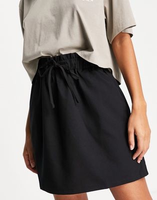 Y.A.S Luna high rise mini skirt in black