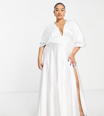 Yaura Plus plunge maxi dress in ivory-White